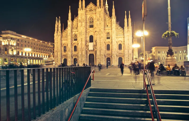 Milano-charm – glamour med precision