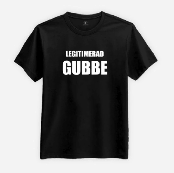 Svart t-shirt med trycket Legitimerad gubbe